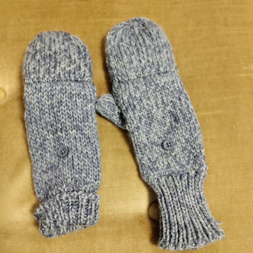 New Old Navy Mittens